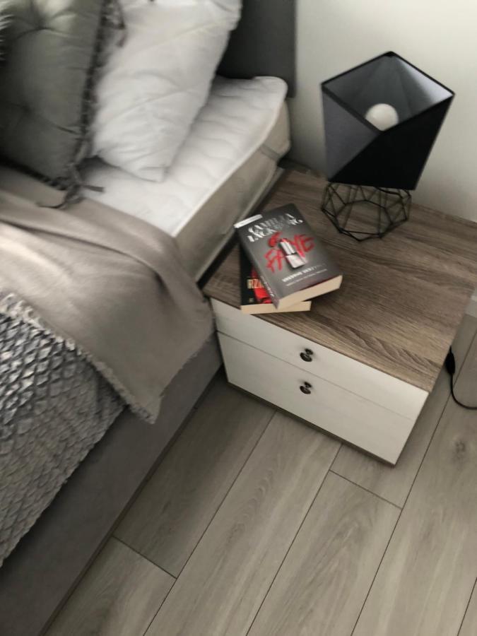 Apartament Happiness イェレニャ・グーラ エクステリア 写真