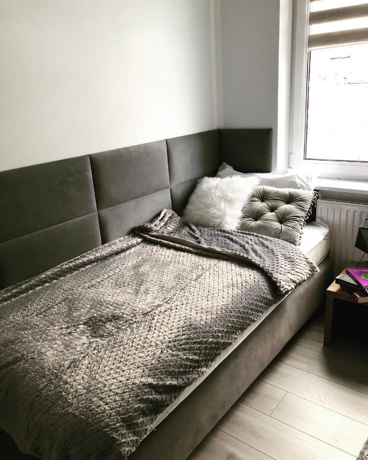 Apartament Happiness イェレニャ・グーラ エクステリア 写真