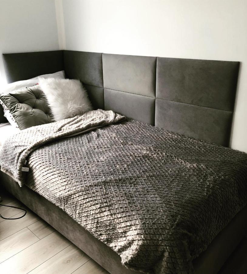 Apartament Happiness イェレニャ・グーラ エクステリア 写真